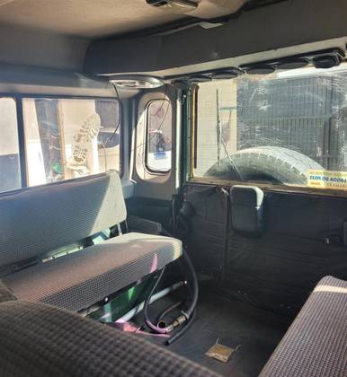 LAND ROVER DEFENDER 2.5 CSW 110 4X4 TURBO DIESEL 4P MANUAL